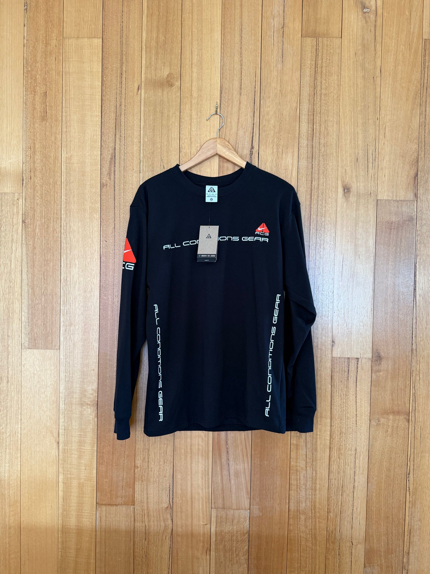 Nike ACG Big Logo Long Sleeve T-shirt