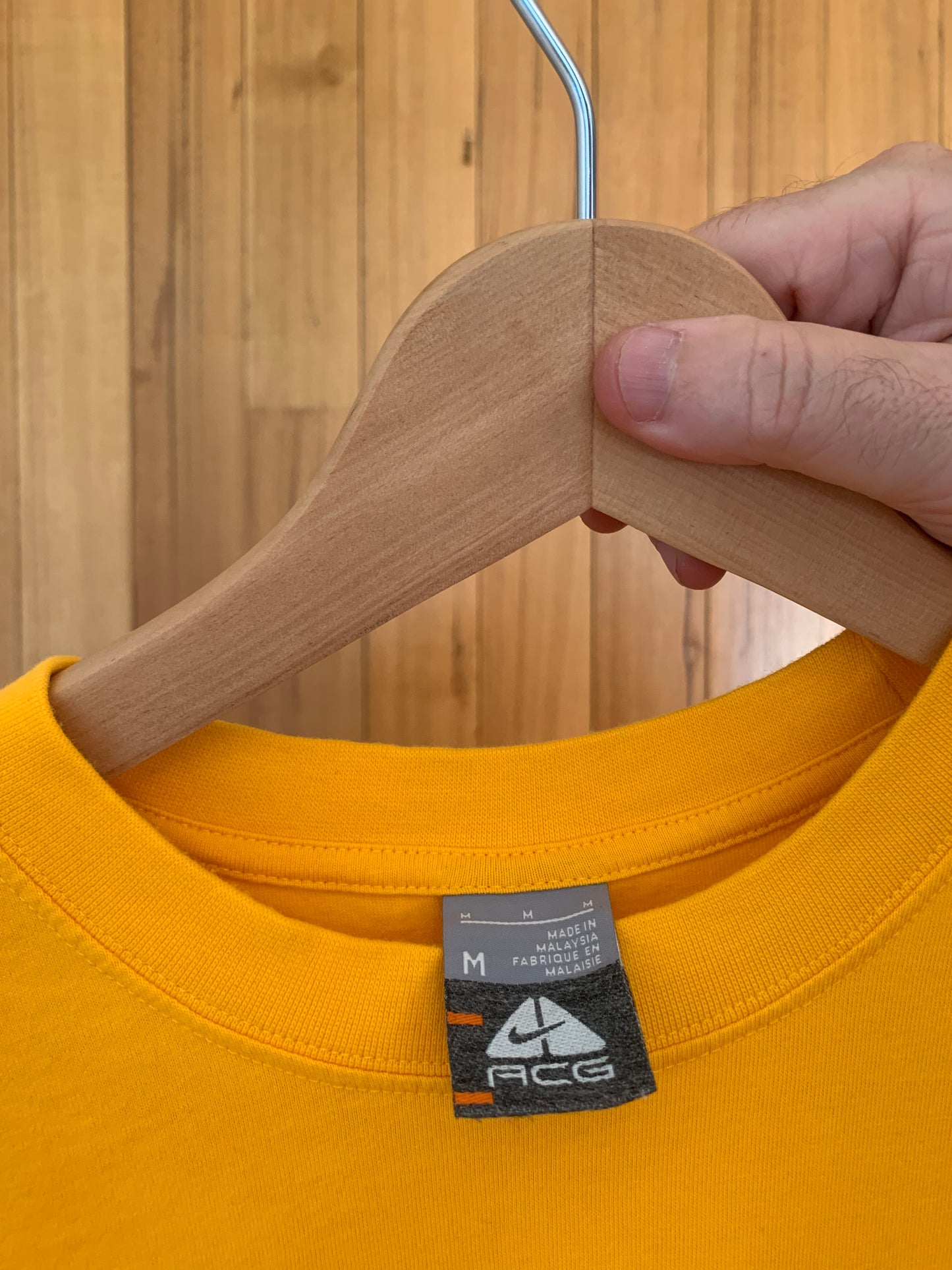 Nike ACG Rider vs Hill Scoreboard T-Shirt