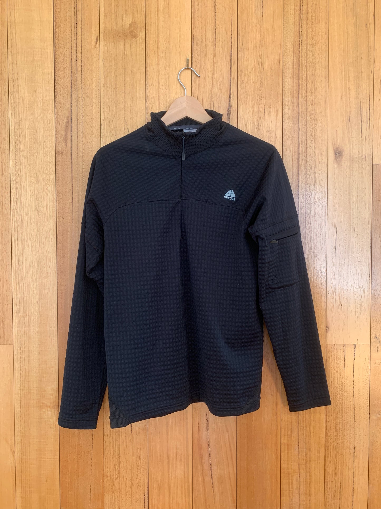 Nike ACG Sphere Thermal Half Zip Sweater