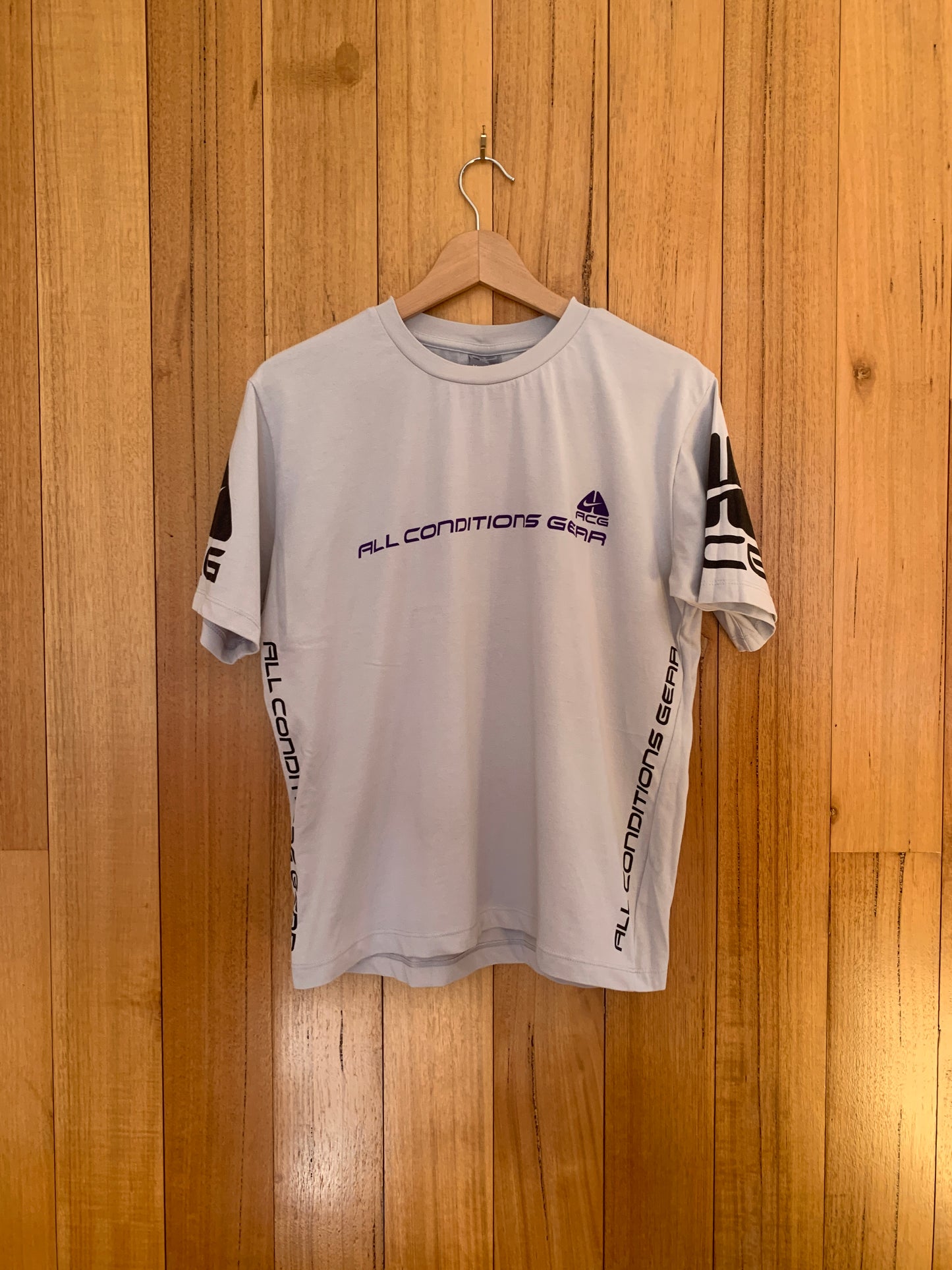 2006 Nike ACG Big Logo T-Shirt - Grey
