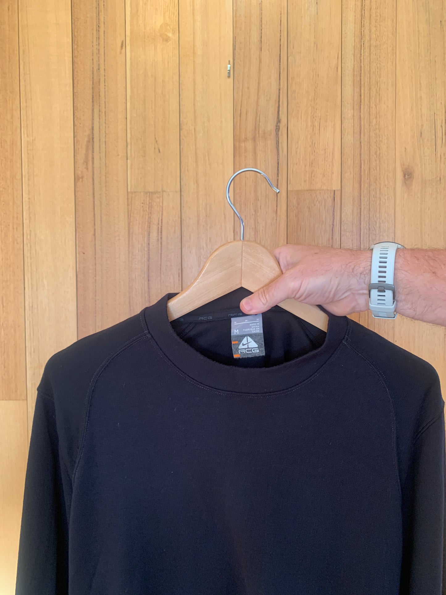 Nike ACG Front Pocket Long Sleeve