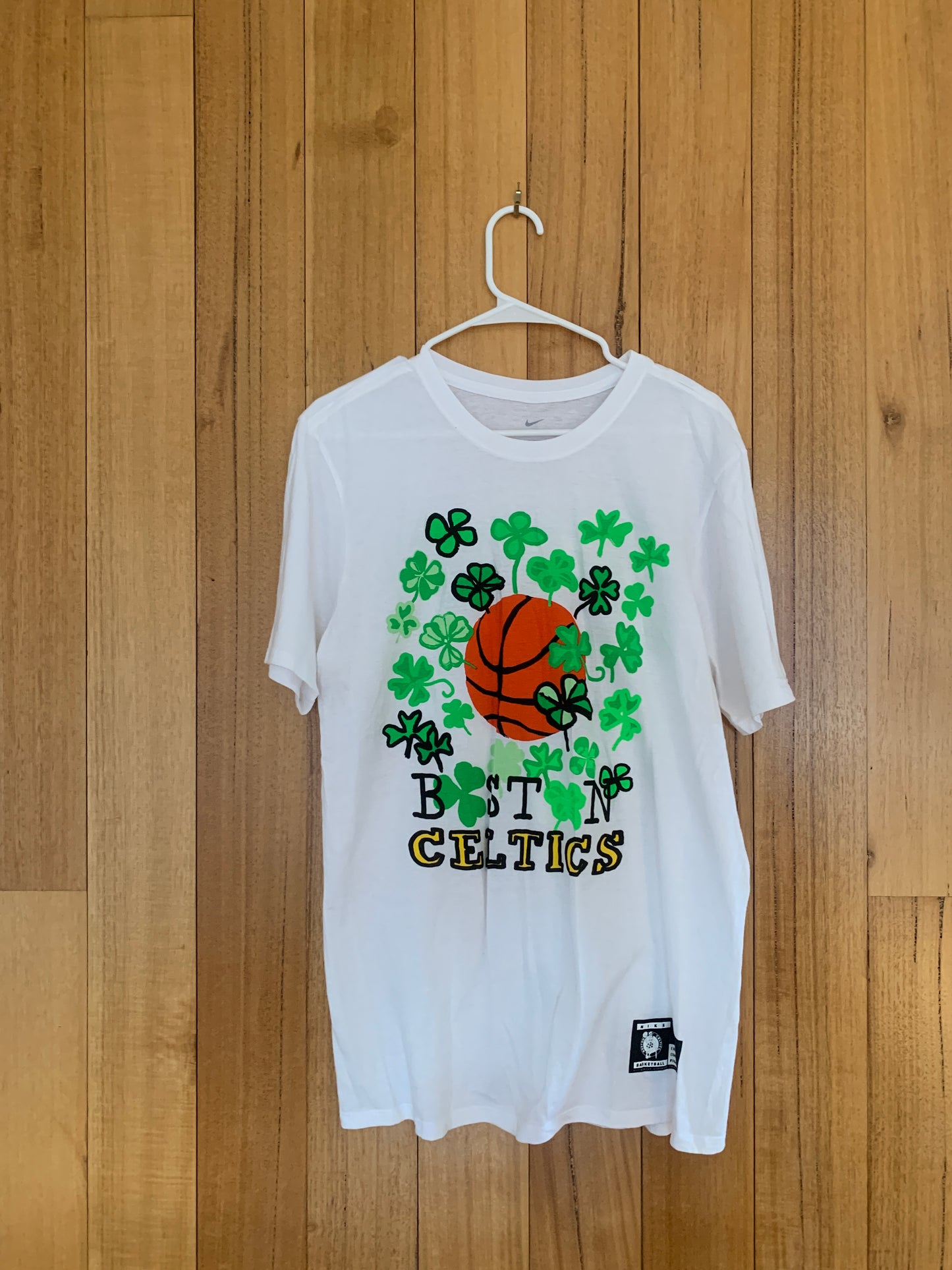 The Nike Tee Basketball Boston Celtics x Filip Pagowski T-Shirt