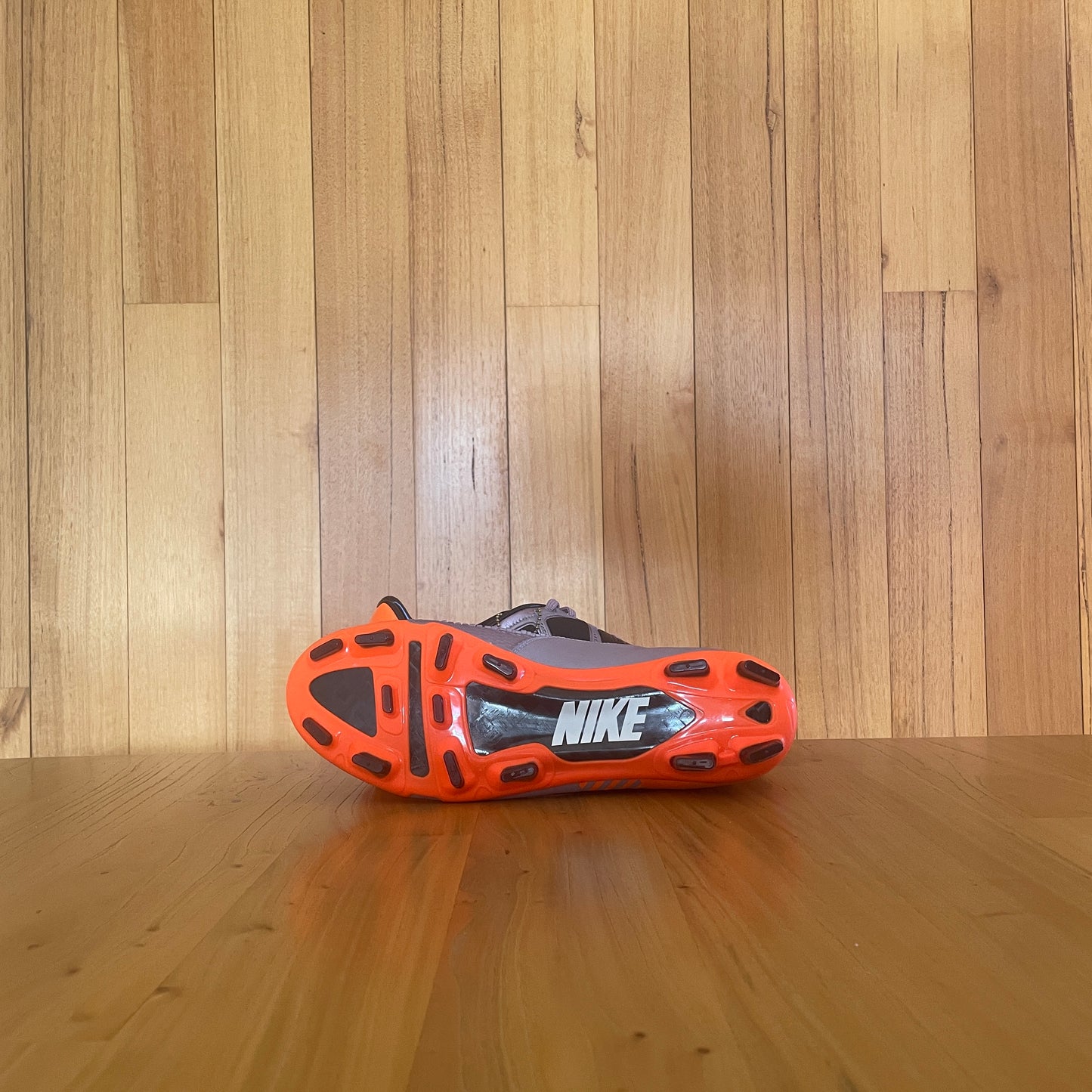 2009 Nike Football Total90 Laser Elite FG Cleats