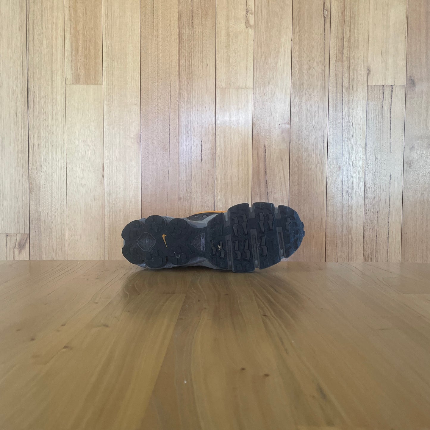 2006 Nike Shox Junga "Grey/Orange"