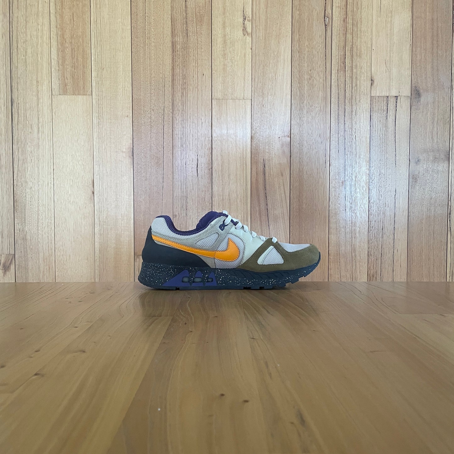 2006 Nike Air Stab Premium "Vegas Gold"