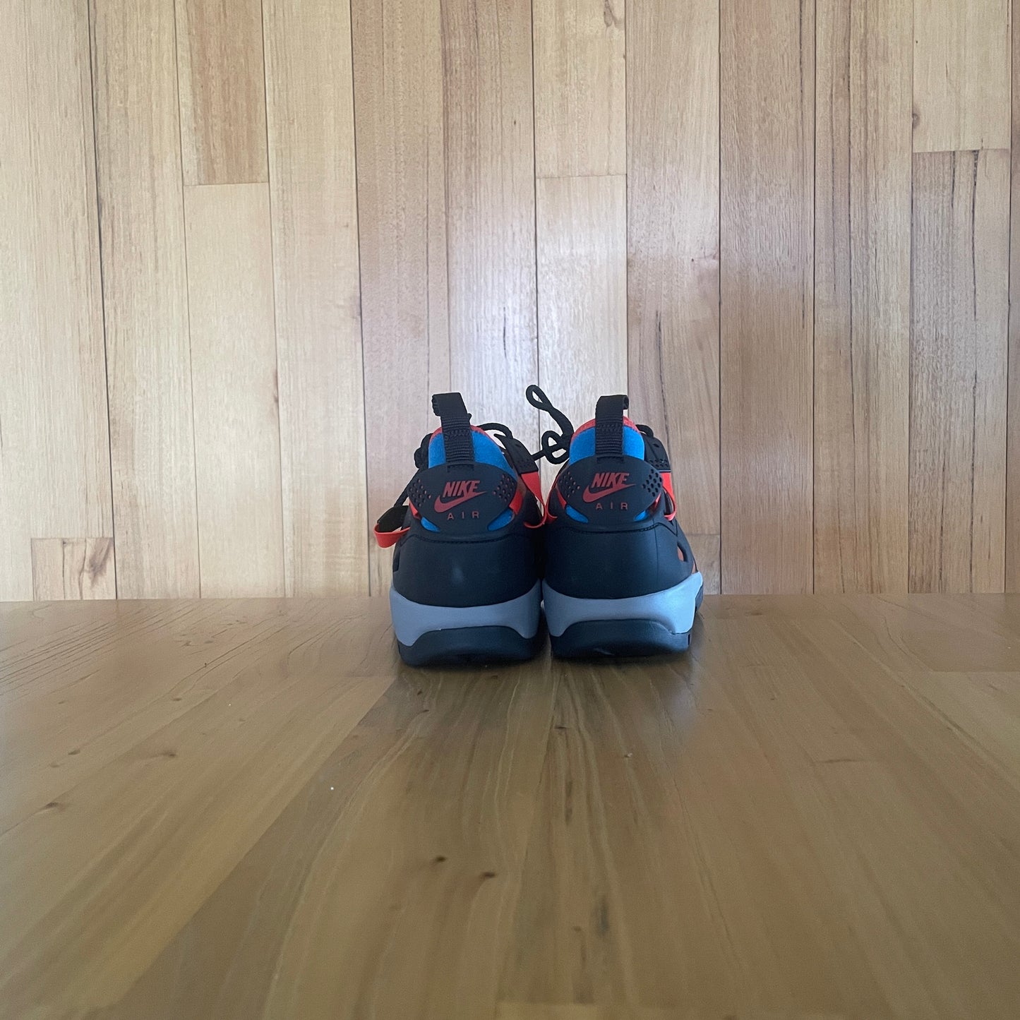 2018 Nike ACG Air Revaderchi 'Black Dark Russet'