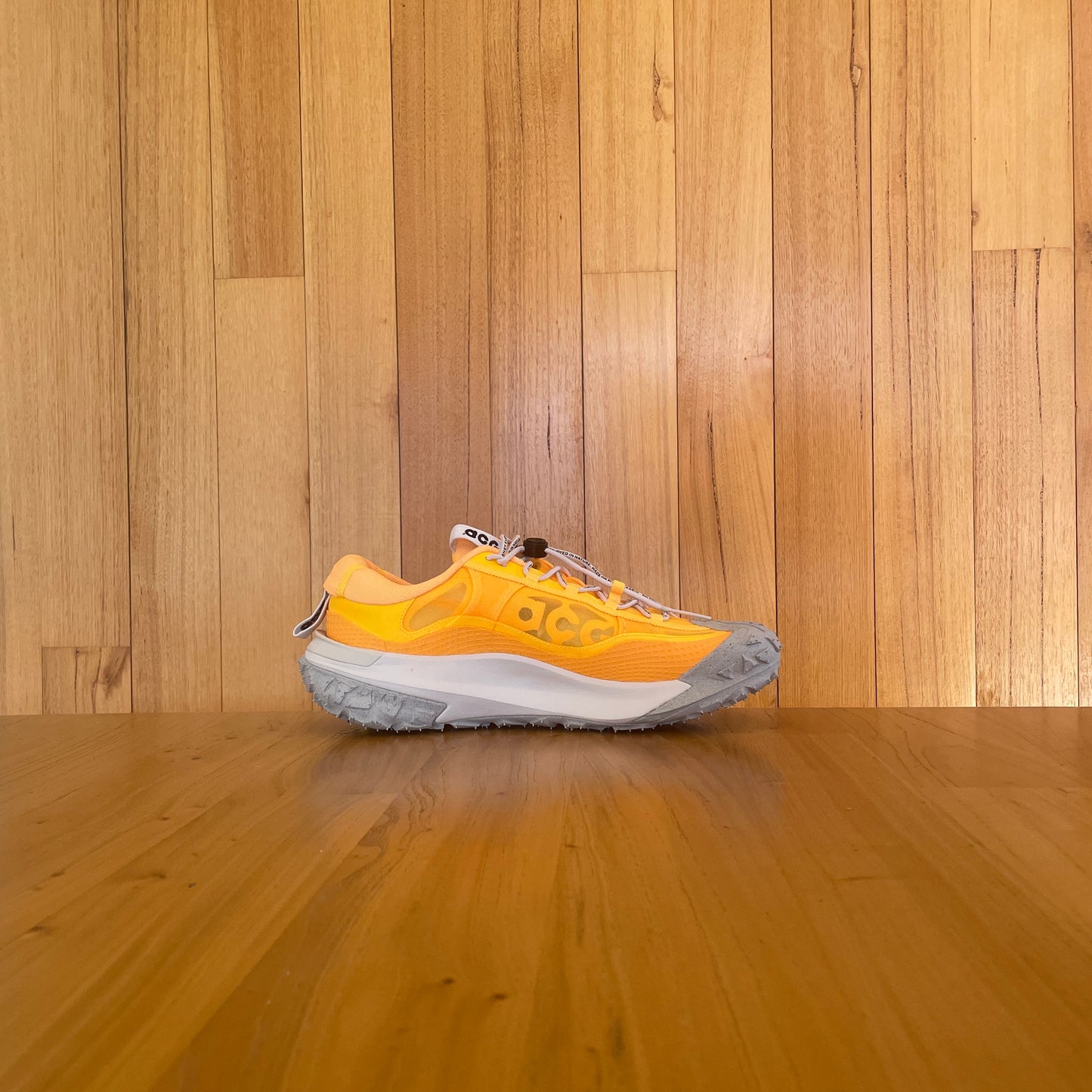 2022 Nike ACG Mountain Fly 2 Low 'Laser Orange'