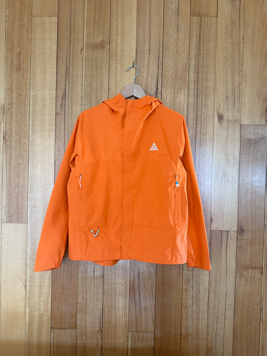 Nike ACG Cascade Rains Storm-FIT Jacket