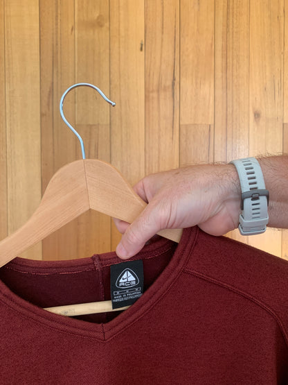 Nike ACG V-neck Long Sleeve T-Shirt