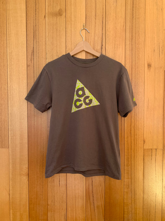Nike ACG Original Logo T-Shirt - Beige