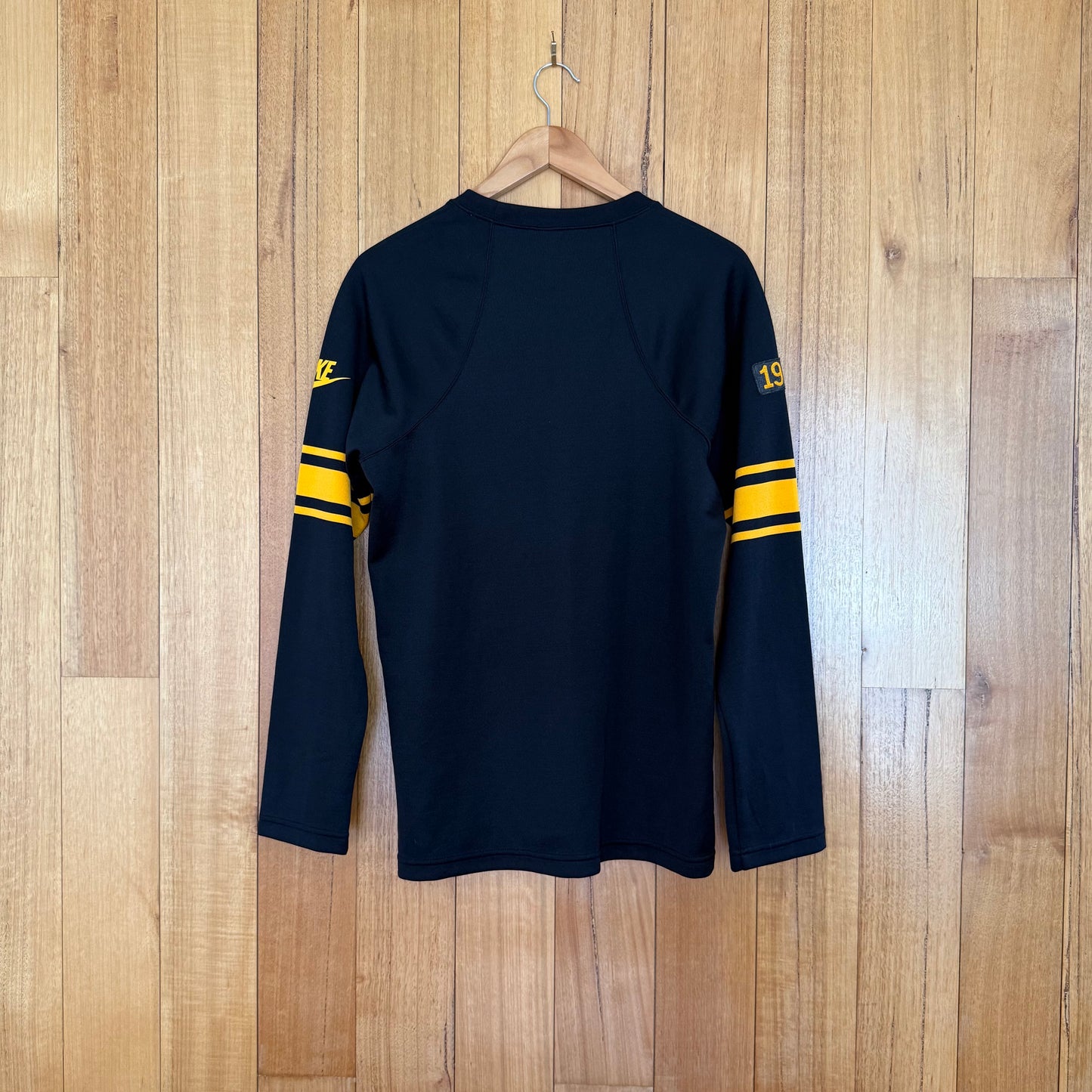 Nike Sportswear Limited Issue Blue Ribbon Sports Products Crew