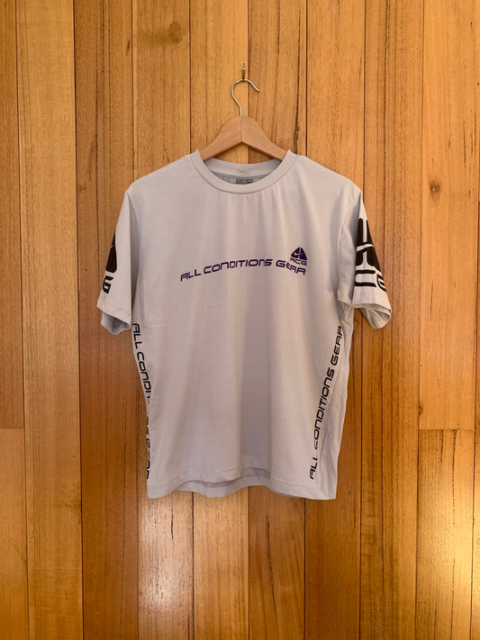 2006 Nike ACG Big Logo T-Shirt - Grey