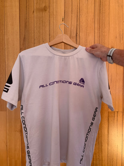 2006 Nike ACG Big Logo T-Shirt - Grey