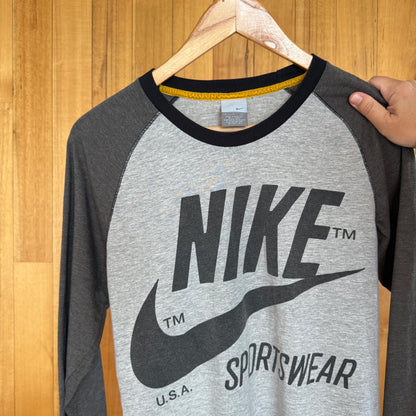Nike Sportswear Limited Issue Logo Long Sleeve T-Shirt