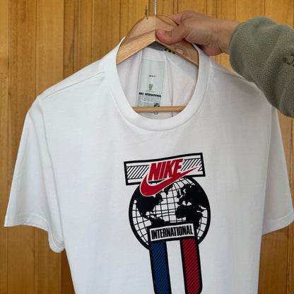 Nike Sportswear Re-Issue Nike International T-Shirt