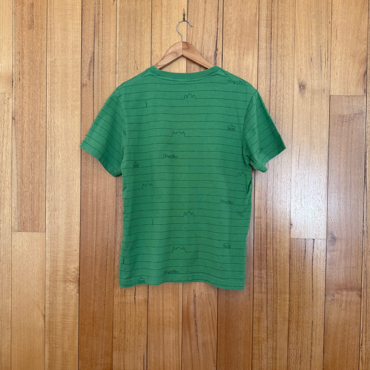 Nike Sportswear Striped 'Berlin' T-Shirt