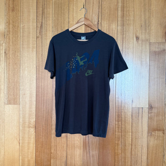 Nike Sportswear Limited Issue 'LA 84 Carl Lewis' T-Shirt - Grey