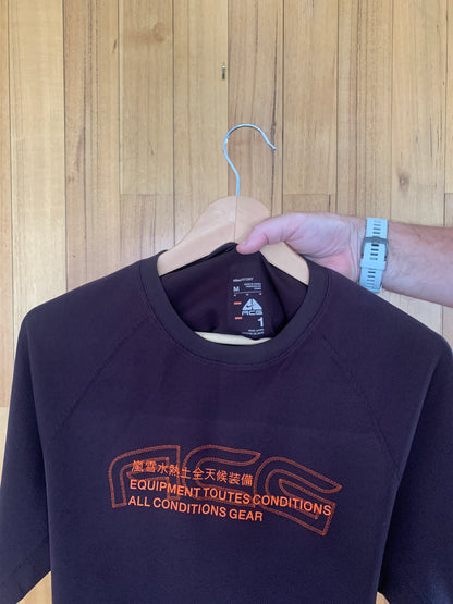 Nike ACG 3 Languages Logo T-Shirt