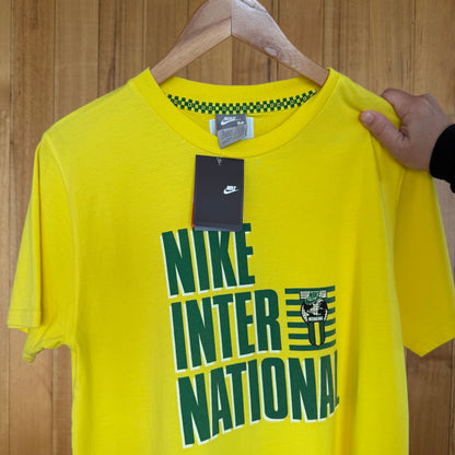 Nike Sportswear Re-Issue Nike International T-Shirt - Yellow