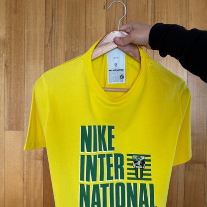 Nike Sportswear Re-Issue Nike International T-Shirt - Yellow
