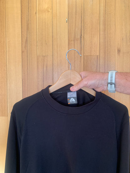 Nike ACG Front Pocket Long Sleeve