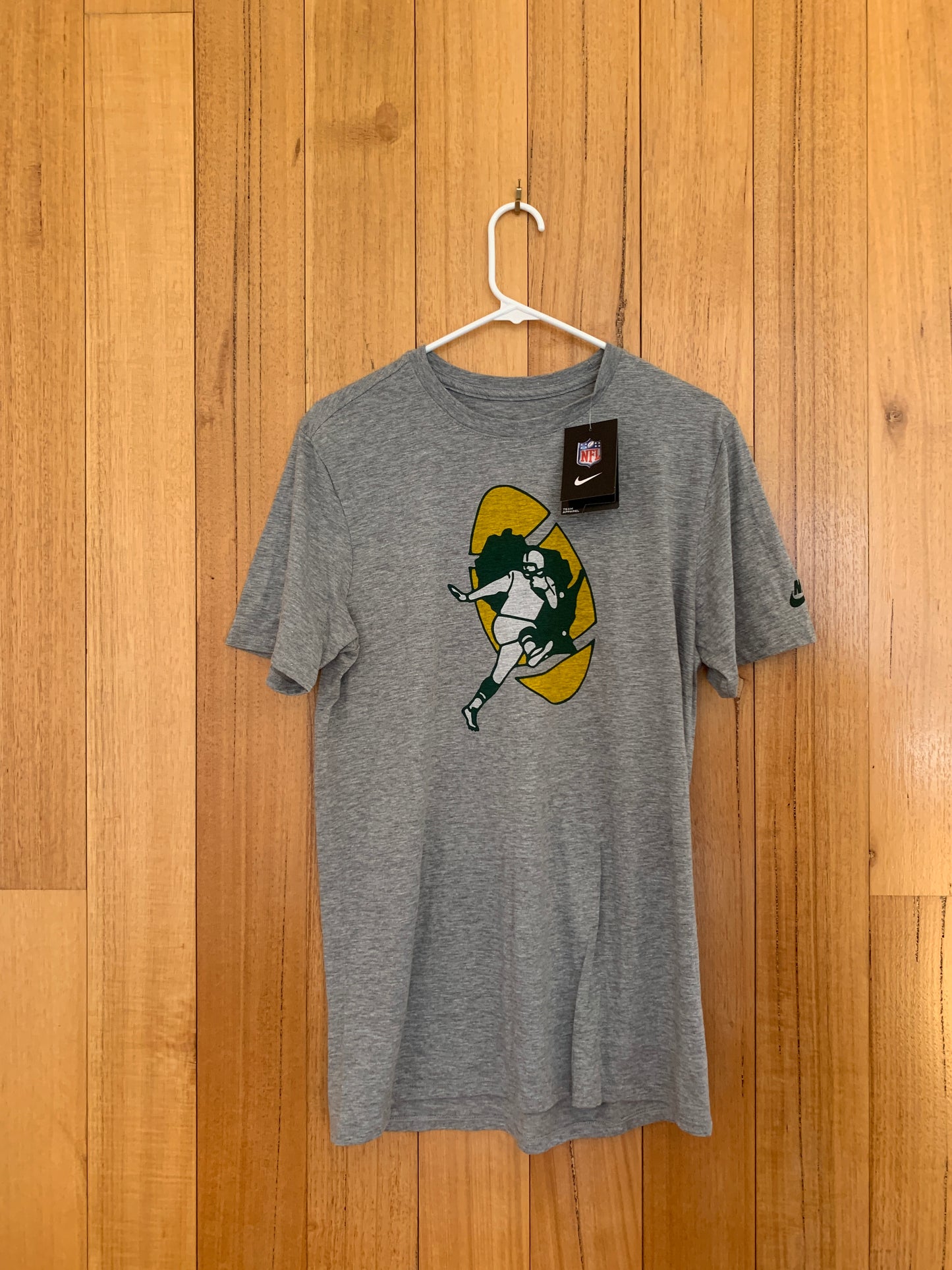 The Nike Tee NFL Team Apparel Green Bay Packers T-Shirt
