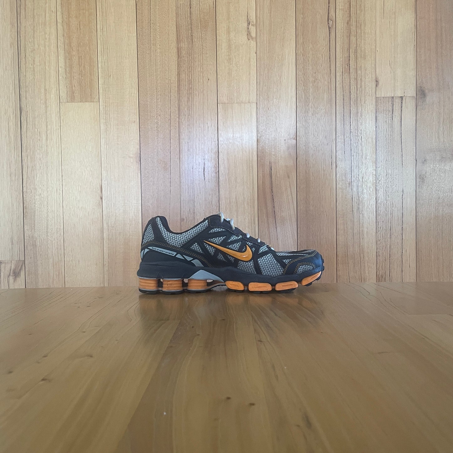 2006 Nike Shox Junga "Orange/Grey"