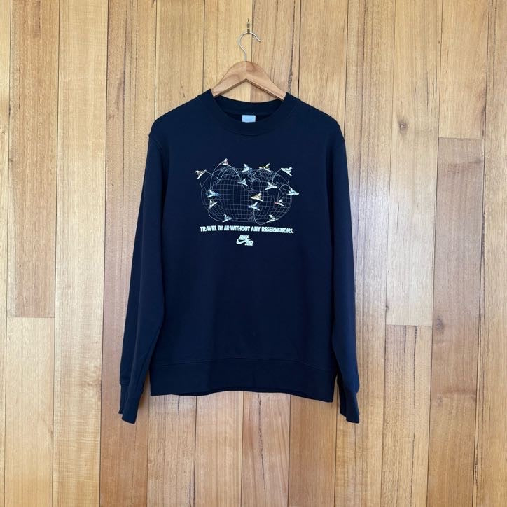 Nike Air Travel by Air Without Any Reservations crewneck sweatshirt in navy with white print, 2006 vintage Nike Air graphic, pre-owned condition