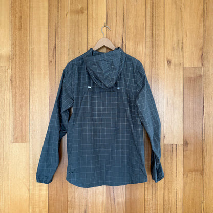 Nike Running Flicker Hurricane Reflective Jacket in green showing back design with reflective accents