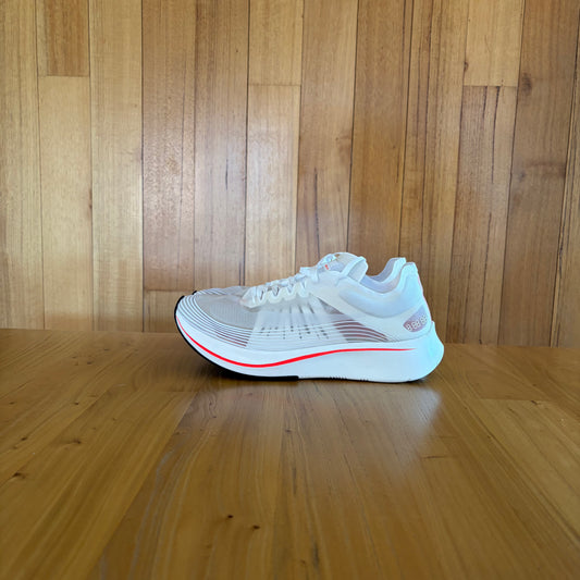 Nike Zoom Fly SP Breaking 2 running shoe in white, sail and bright crimson colorway with carbon plate, new without box